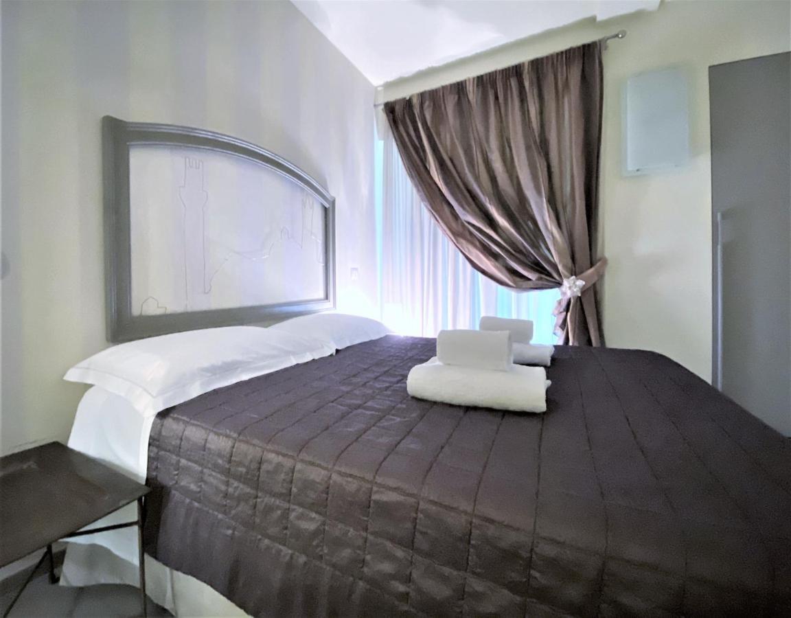 Loft 22- A Due Passi Da Piazza Del Campo Lägenhet Siena Exteriör bild
